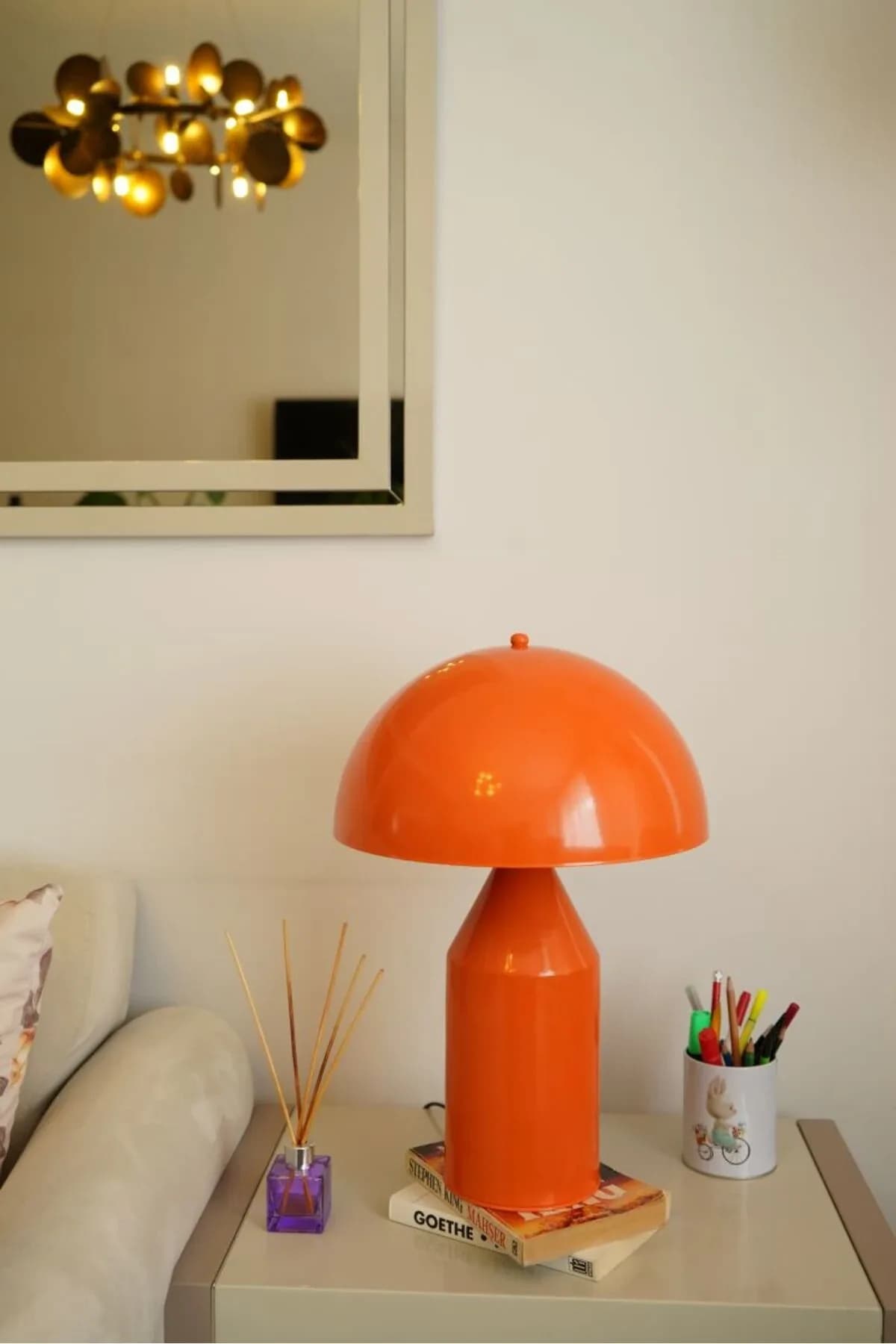 Mushroom Model Kalem Ayaklı Bordo Renkli Çalışma Masası Salon Abajur Masa Lambası