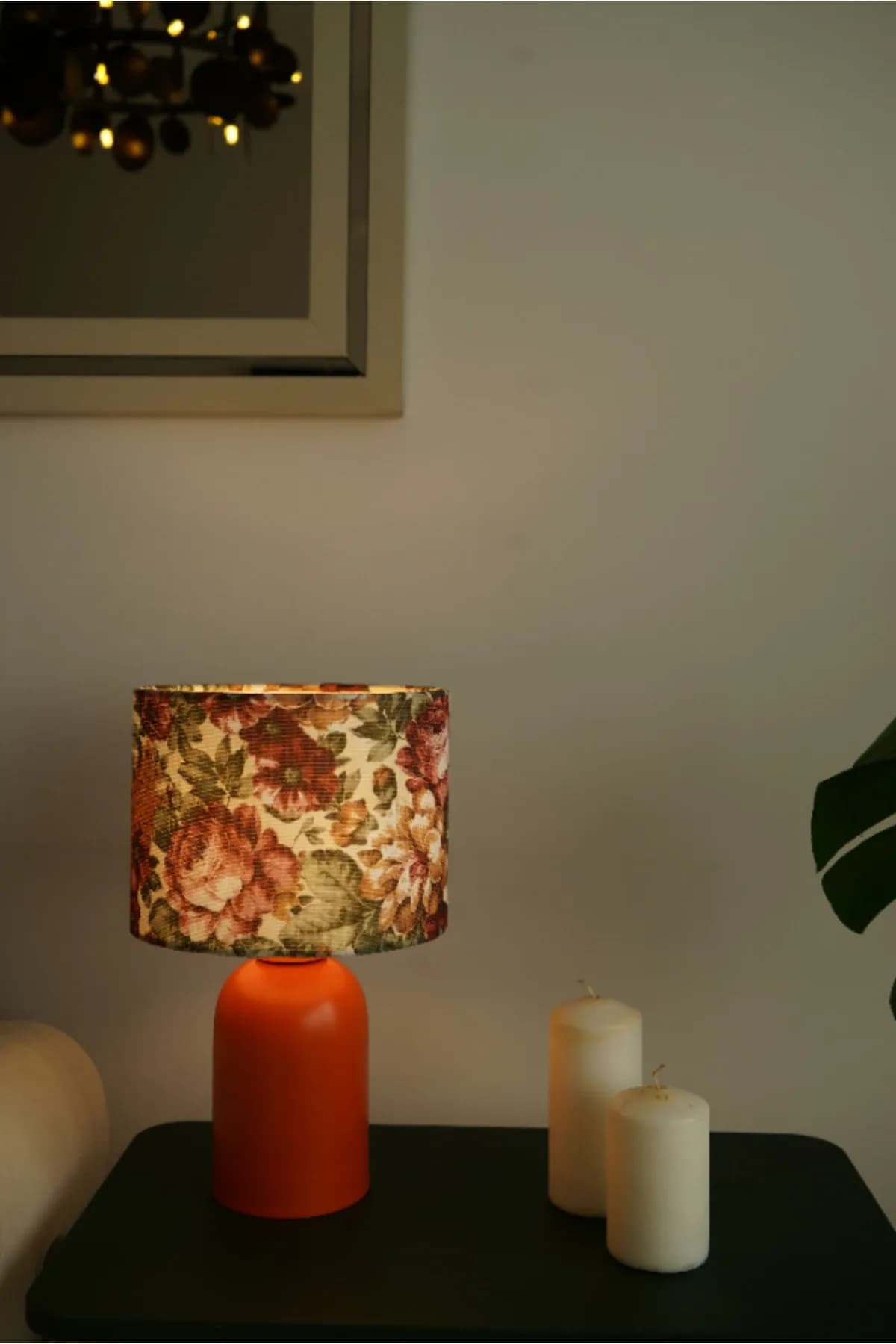 Turuncu Ayaklı Deniz Börülcesi Baskı Model Kumaş Şapkalı Şık Yatak Odası Salon Abajur Özel Modern