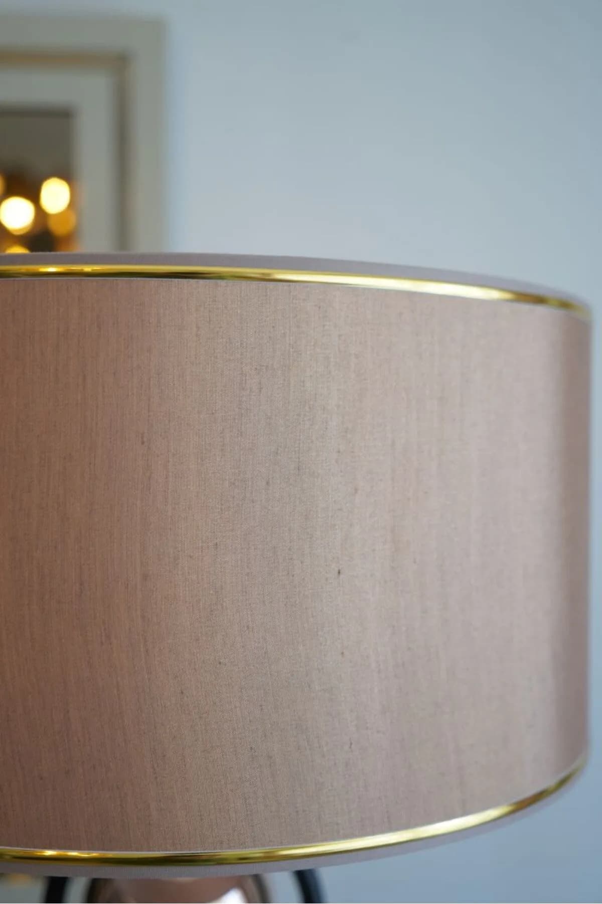 Sekiz Model Bal Gold Detaylı Silindir Şapkalı Siyah Modern Tasarım Ayaklı Abajur Metal Lambader