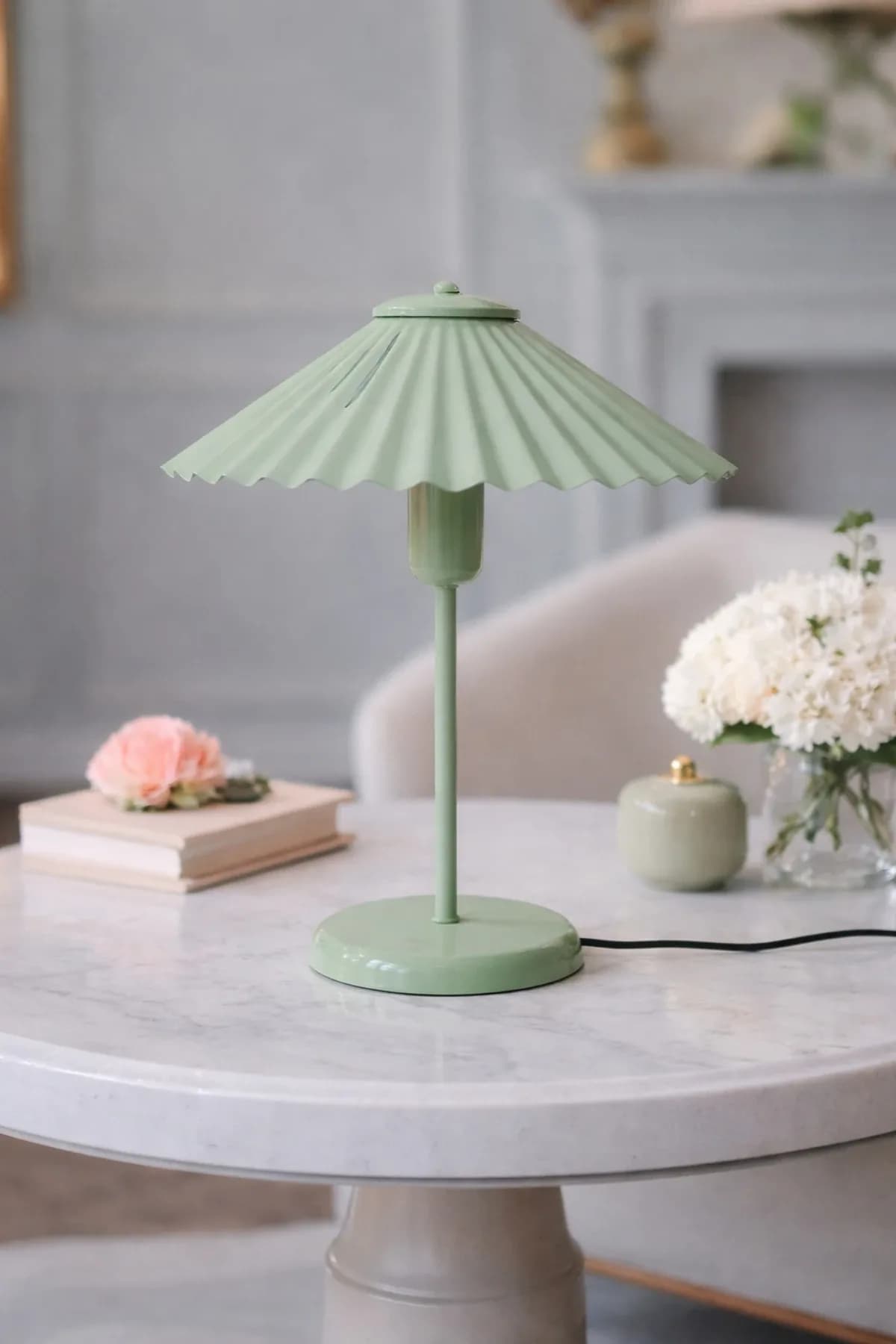 Plisse Model Metal Umbrella Şapkalı Yatak Odası Salon Cafe Masa Lambası Abajur Proje Masa Lambası