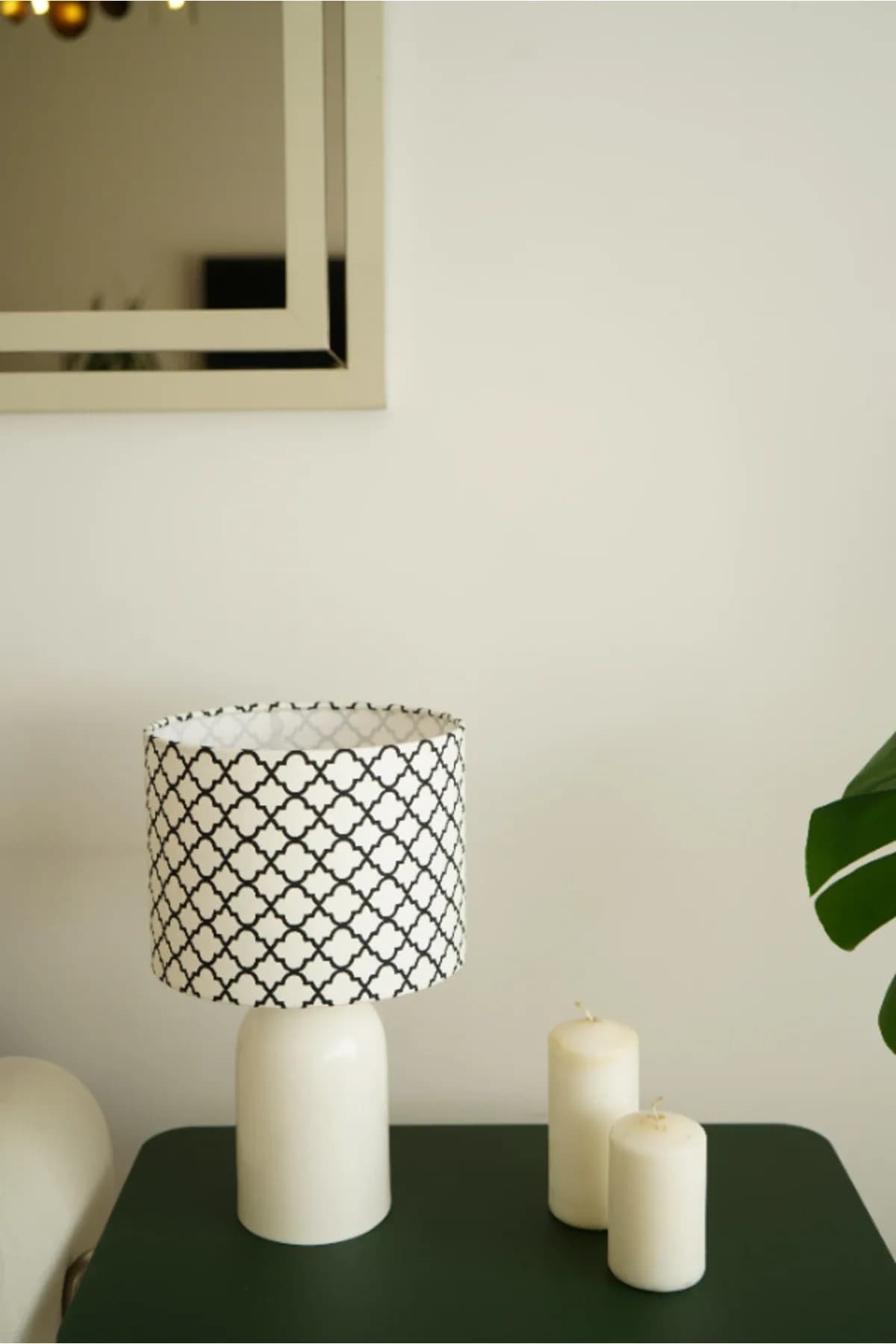 Krem Ayaklı Deniz Börülcesi Baskı Kumaş Şapkalı Şık Yatak Odası Salon Abajur Özel Modern