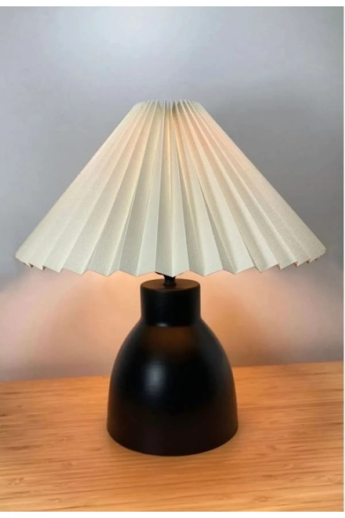 Umbrella Şapkalı Eskitme Ayaklı Dekoratif Abajur Yatak Odası Salon