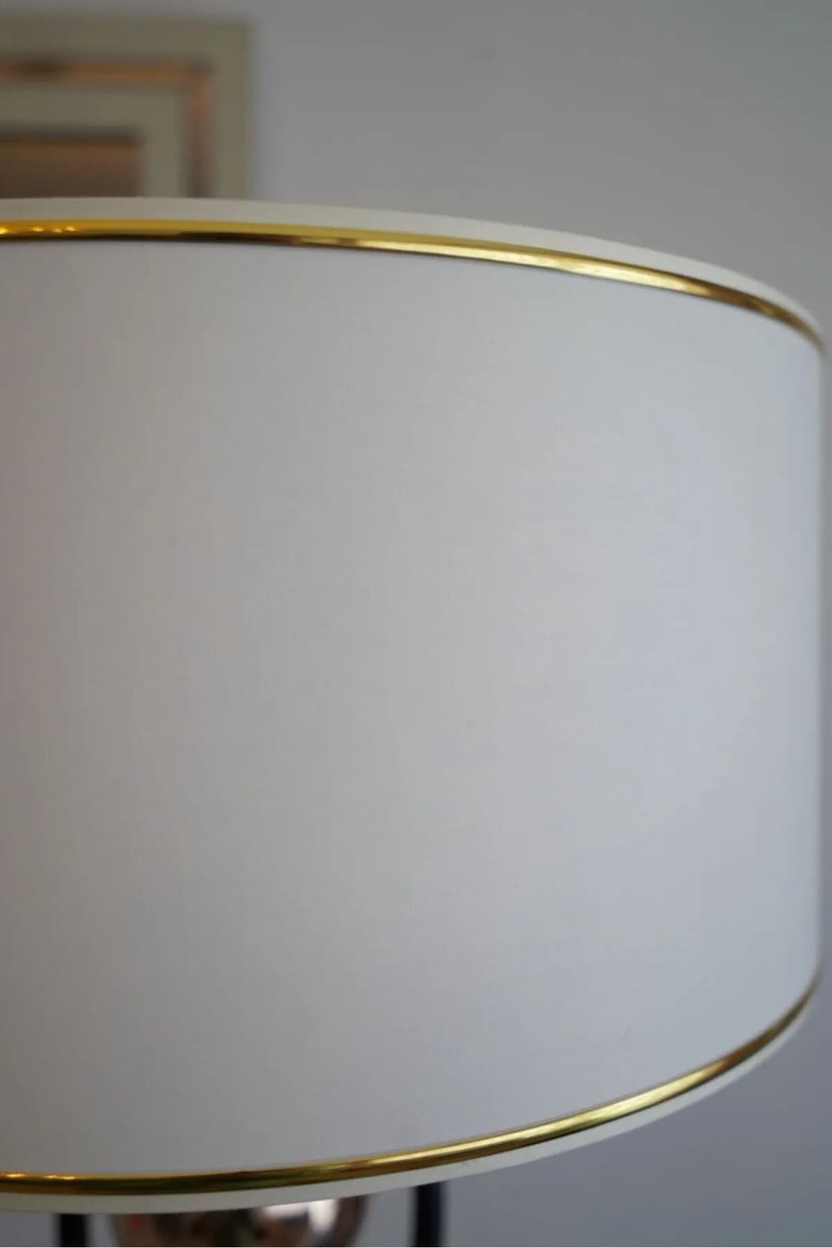 Sekiz Model Bal Gold Detaylı Silindir Şapkalı Siyah Modern Tasarım Ayaklı Abajur Metal Lambader