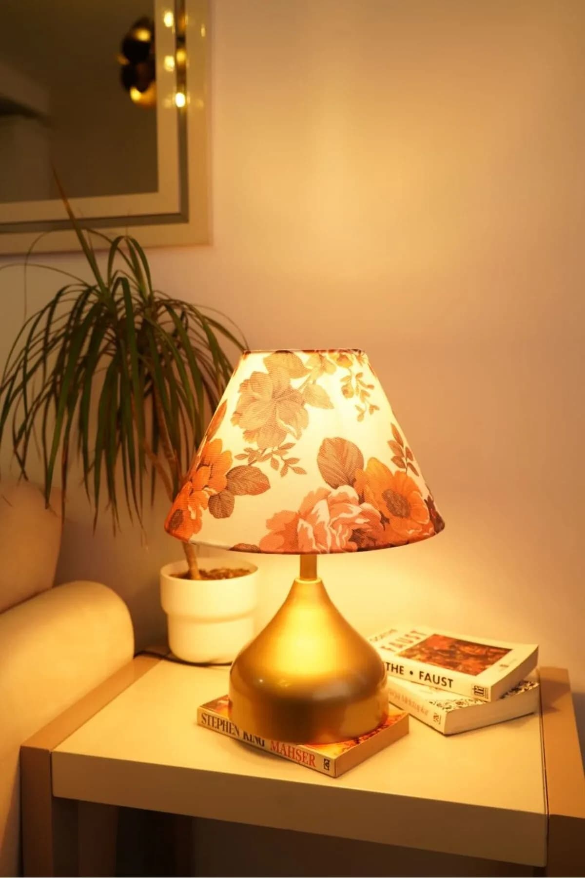 Eskitme Ayaklı Kadife Tavus Kuşu Detaylı Silindir Masa Lambası Dekoratif Abajur Salon Yatak Odası