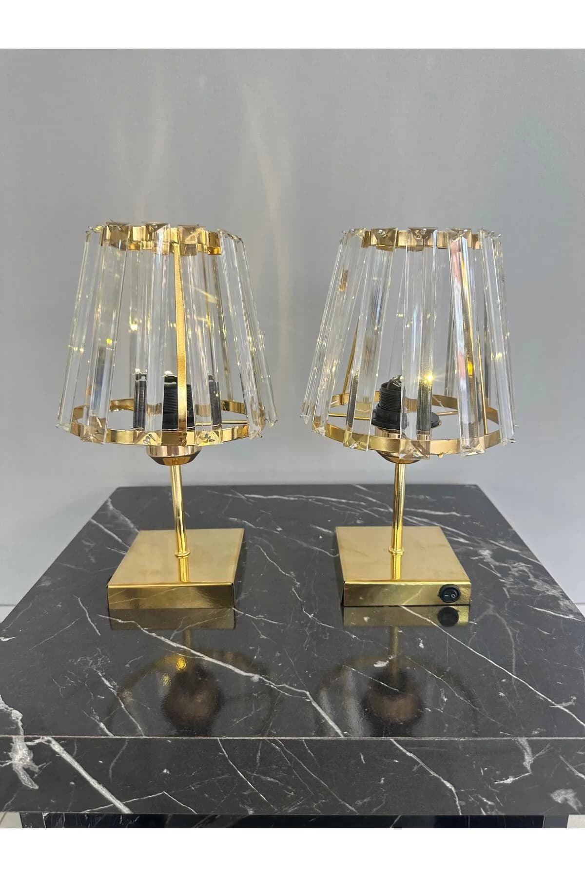 İkili Set Kristal Taşlı Gold Sarı Lüks Aç Kapa Butonlu Pilli Masa Lambası